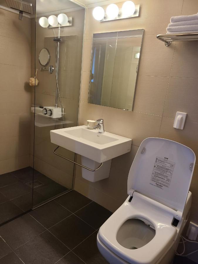 Jinwoo Prestige Hotel Geoje Ngoại thất bức ảnh